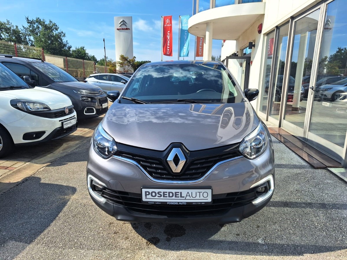 Renault Captur TCe 90 LIMITED 2019.god.**NAV•SENZORI•TEMPOMAT**